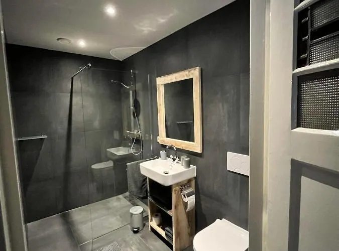 In Two Bed & Breakfast 4*